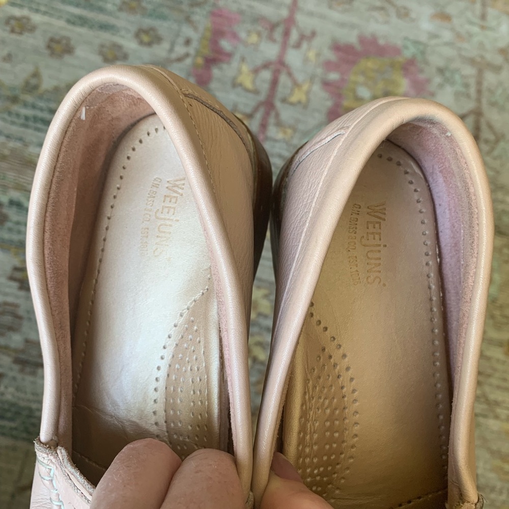 Weejuns Handcrafted Leather Pink Loafers - Picture 5 of 7